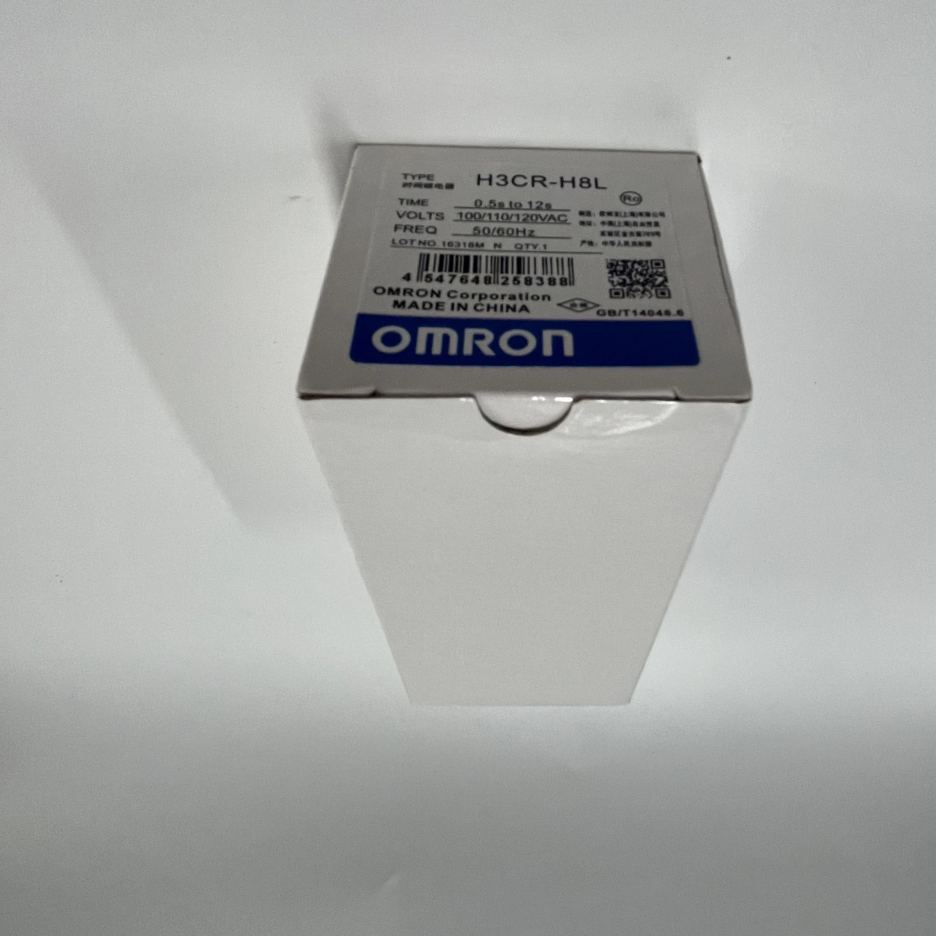 OMRON Solid State Relay H3CR-H8L OMRON Solid State Relay H3CR-H8L