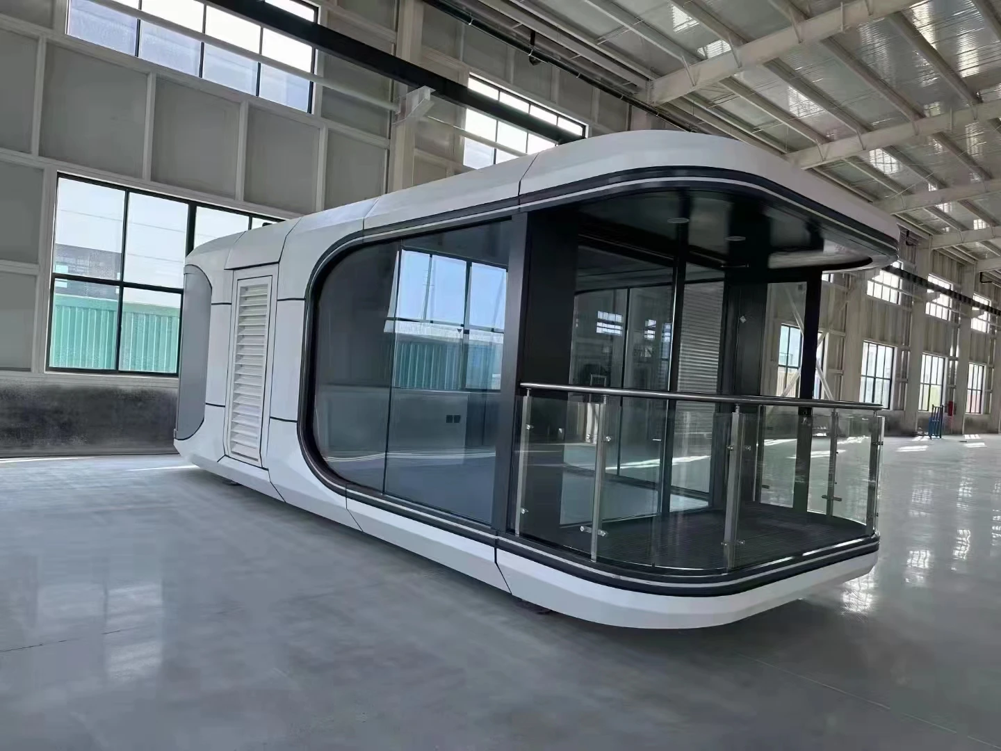 Modern Eco-friendly 40ft Prefab Hotel House Bedroom Villa Smart Modular Space Capsule Designed Etong Sandwich Panel Office
