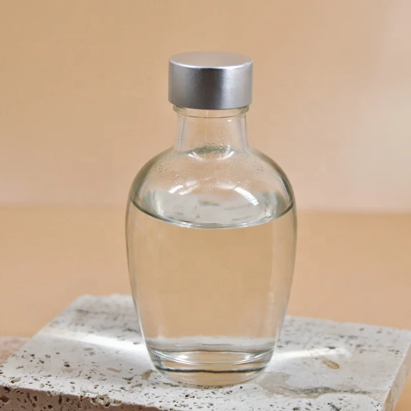 fancy 150ml glass bottles with metal lid for packaging in the stock