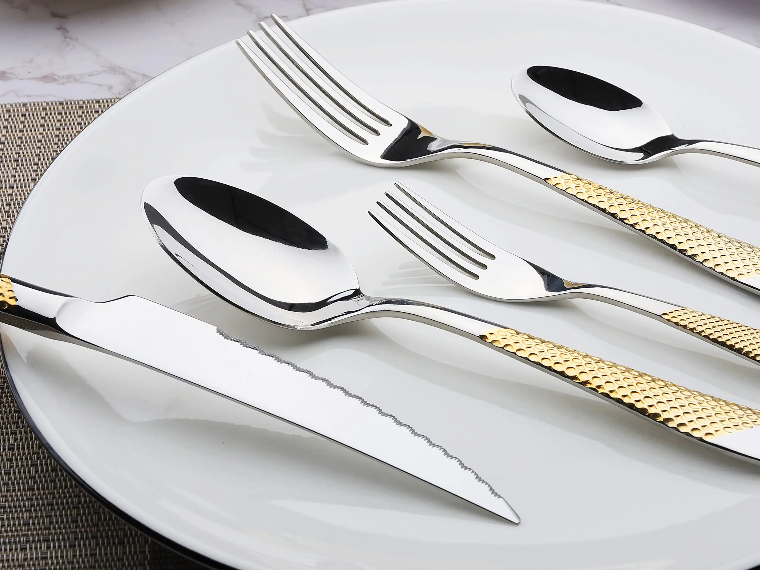 Best Selling Long And Silver Luxury Gold Cutlery Flatware Set Spoons