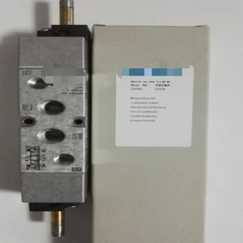 New One MFH-5/3G-1/4-B 19787 Solenoid Valve MFH5/3G1/4B