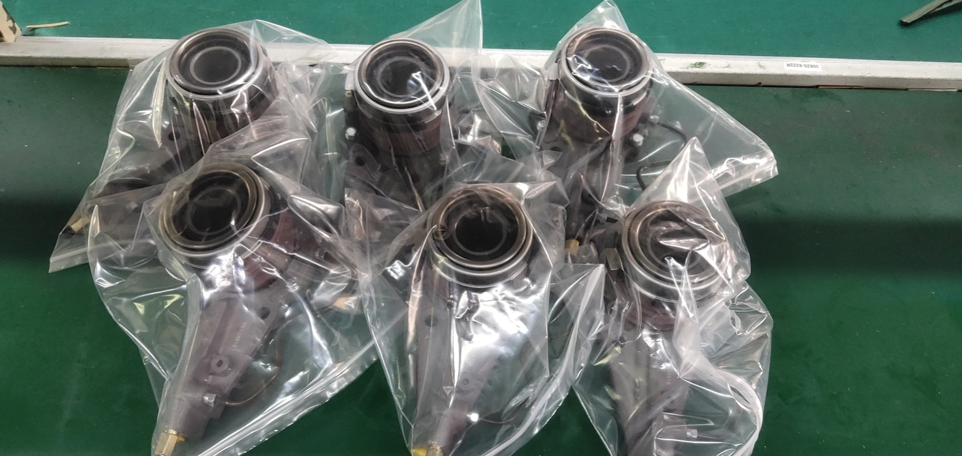 ME523197 ME539919 ME540211 Clutch Cylinder, Hydraulic Release 