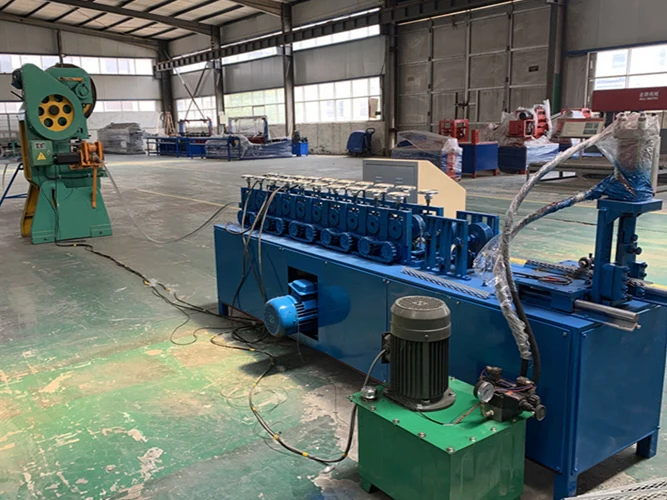 L Angle Machine Full Automatic L Bar Angle Rolling Mill Corner Bead Light Keel Roll Forming Machine With Flying Cutting