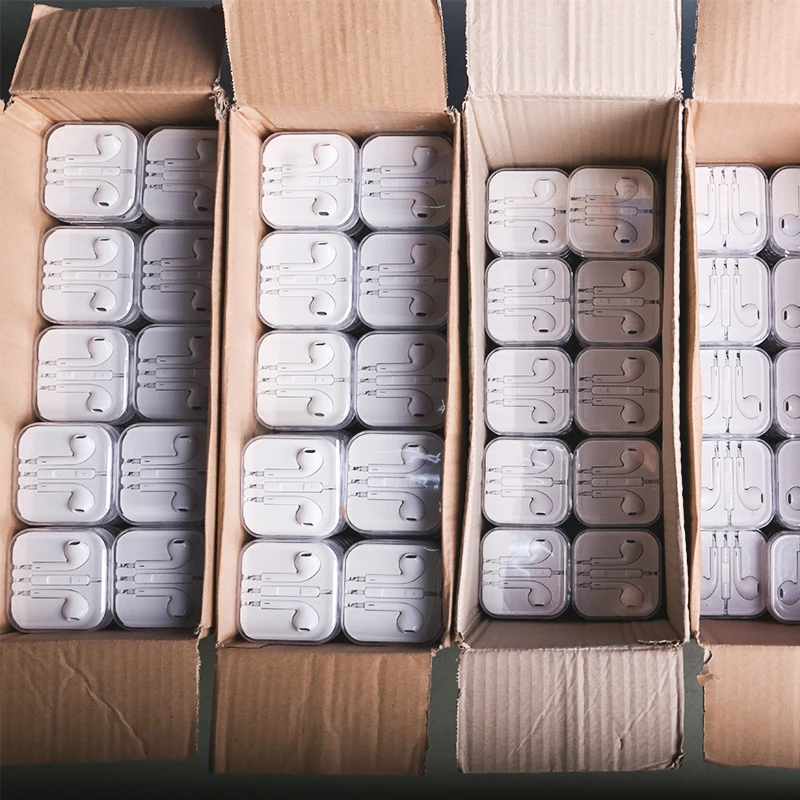 
 Бесплатный образец 3,5 мм разъем TPE наушники гарнитуры 1,2 м свободные руки стерео в ухо проводные наушники для iPhone  