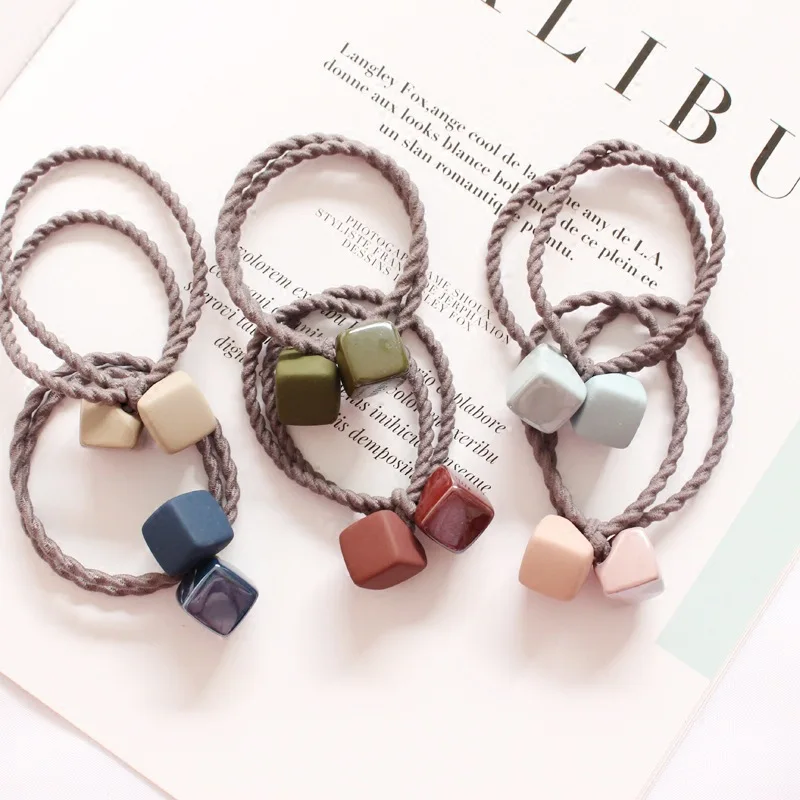 6 Pieces Of Cute Cube Hair Ties For Women, Fresh And Simple Of Hair Bands,  Hair Accessories For Ponytail Holders (Cube combination) : :  Beauty & Personal Care