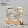 Base USB transparente con luz, integrada con 83 elementos.