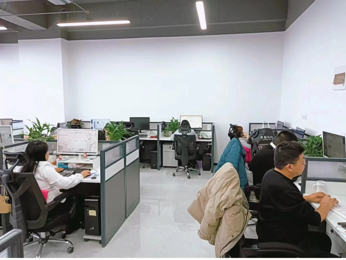 Guangzhou Huigai Automotive Parts Co., Ltd.
