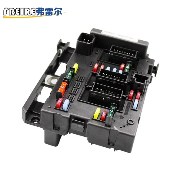9657608580 Electric vehicle engine fuse box unit assembly For Peugeot 206 207 306 307 406 807 For Citroen C3 C5 C8 B5
