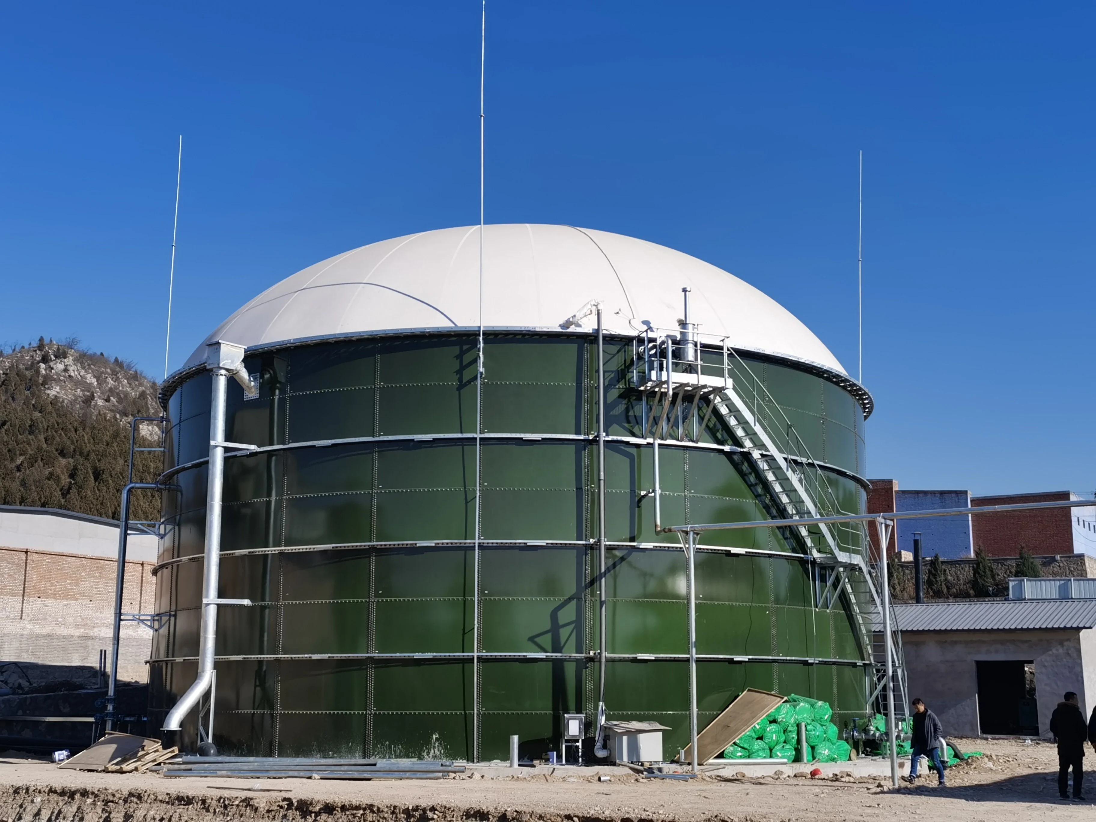 GFS Assembly Biodigester Biogas Plant Turning Human Waste/Livestock Manure&Agriculture Waste Into Cooking Gas and Electricity