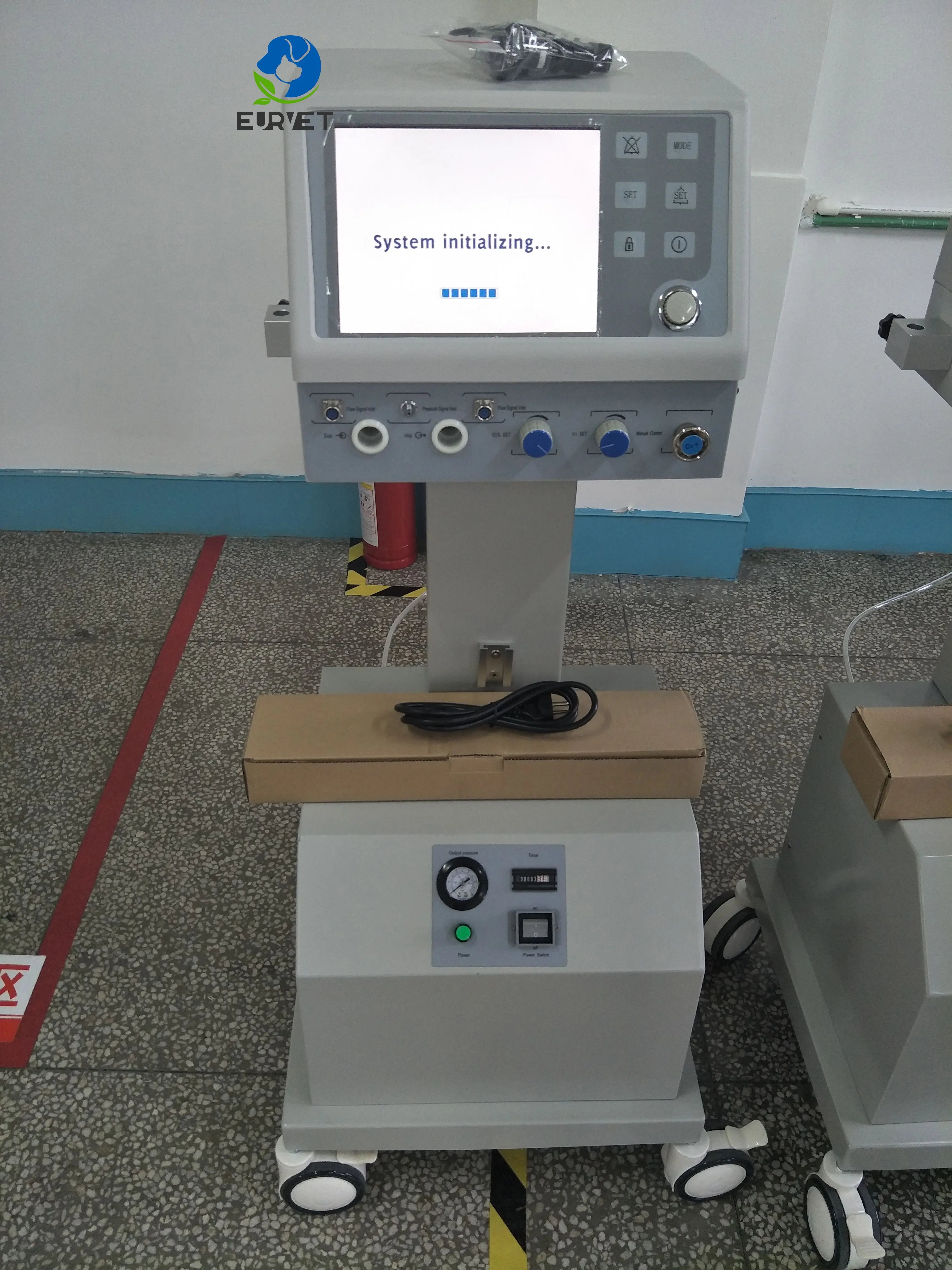 EUR PET Medical Veterinary Equipments Amoul T6 Ventilators for Icu Luxury Veterinary Ventilators Machine for Hospital