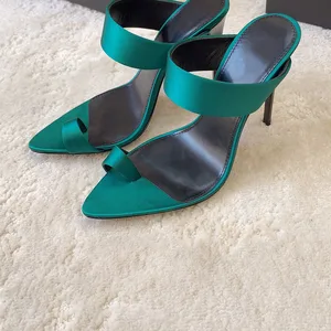 Customizable logo Silk Upper Genuine Leather Outsole Fashionable High Heels for Women's Shoes High Quality and Top-notch Quality