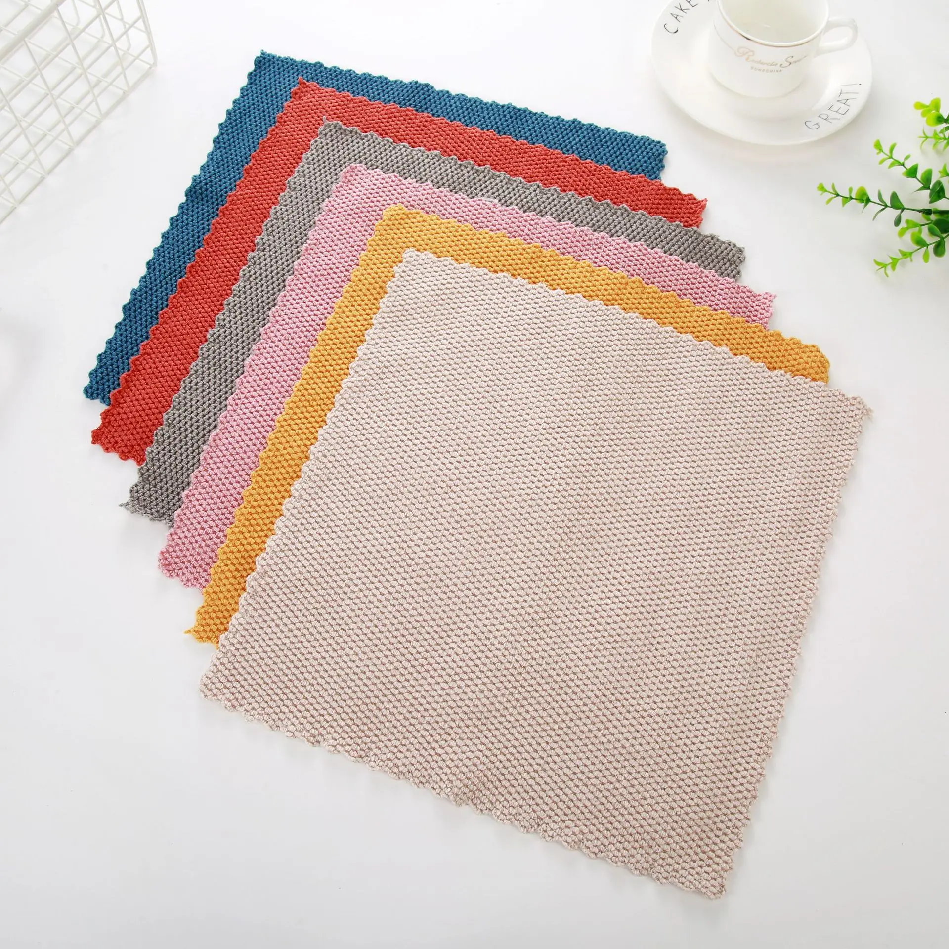 Microfiber Antimicrobial Kitchen Towel Quick-Dry Set Super Absorbent 4 Pcs Random Colors Solid Pattern Home Kitchen Use Adults details