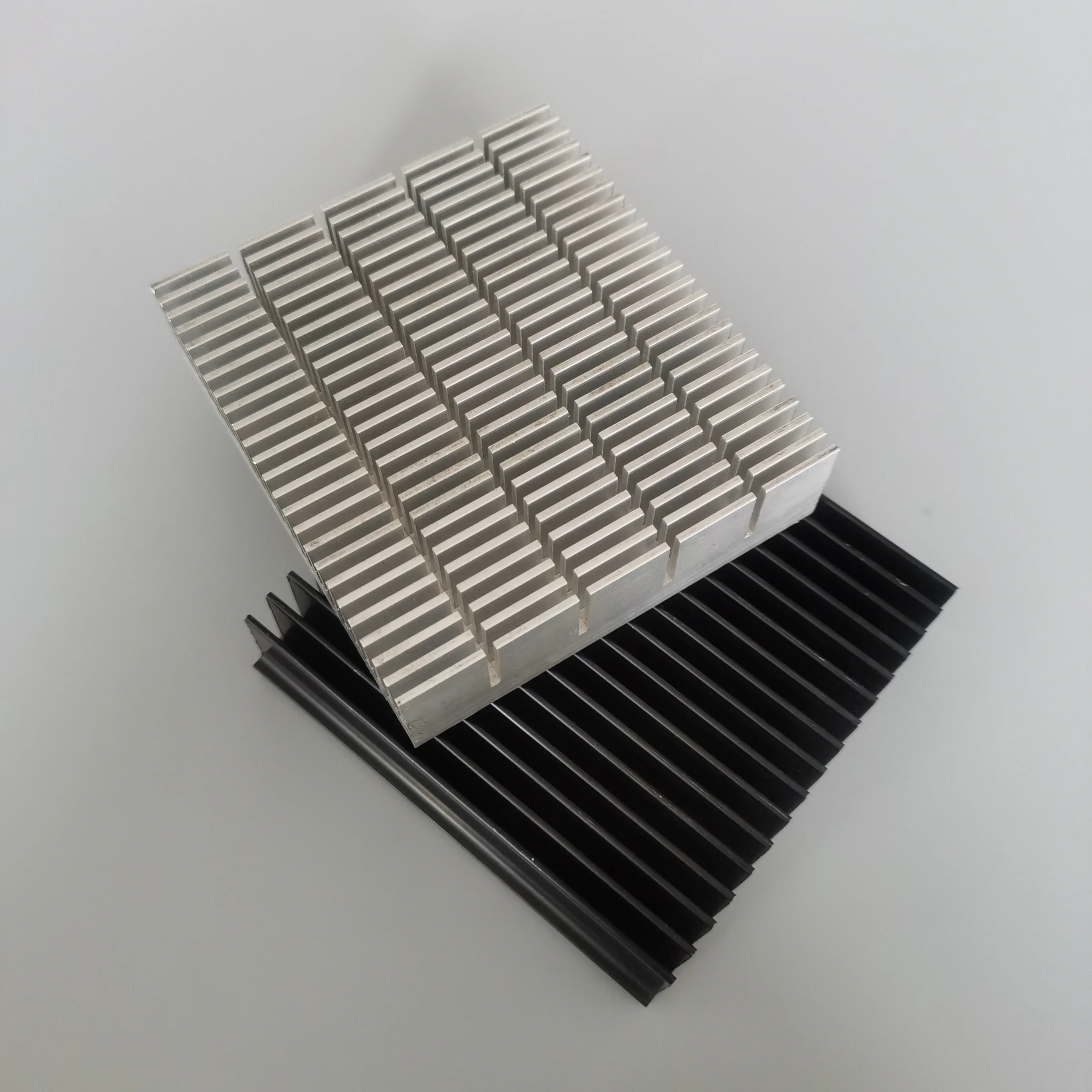 Free Sample Custom Extrusion Led square Aluminum Body Heatsink Heat Sinks