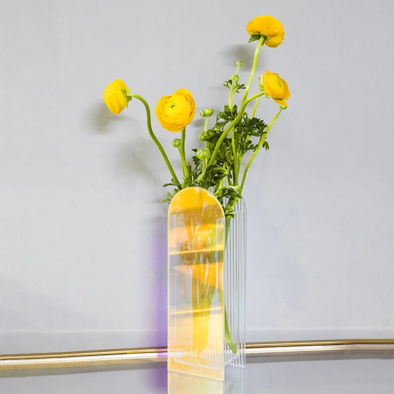Acrylic vase (14).jpg