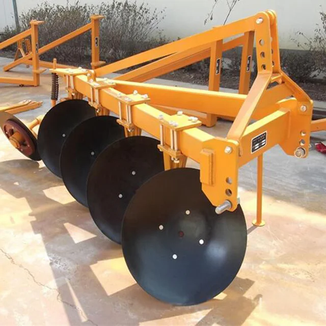 Трактор вложения диск плуга для