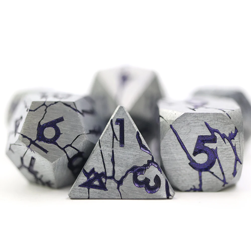7pcs Dungeons and Dragons DND Terningsett Zinklegering Crack Stil Terninger til Pole Spill