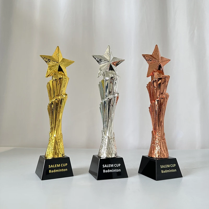 Customized sports award trophy resin crafts gold plated resin trophy star trophy crystal awards