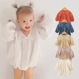 Wholesale Made in China Infant Unisex Jumpsuits Spring Long Sleeves Viscose and Linen Snap Button Baby Knitted Rompers