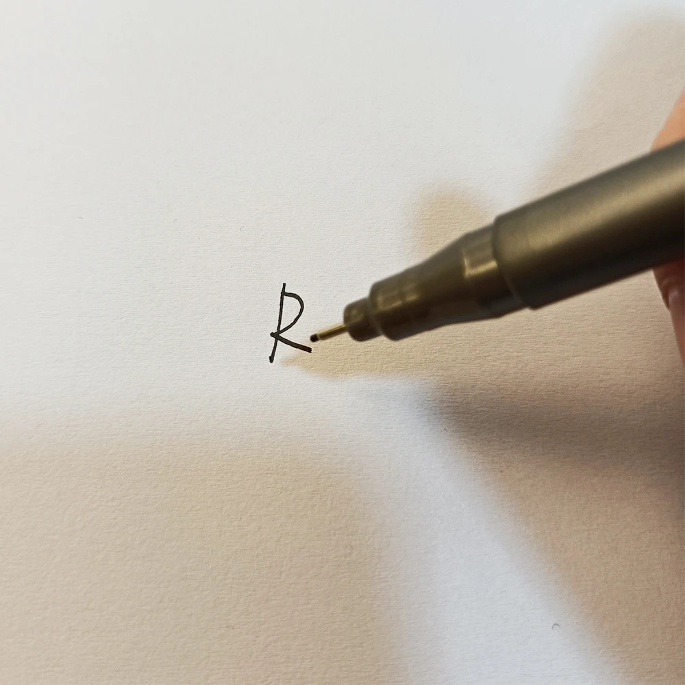 Оптовая продажа школьные офисные канцелярские принадлежности черный маркер пигментный вкладыш микронный карандаш