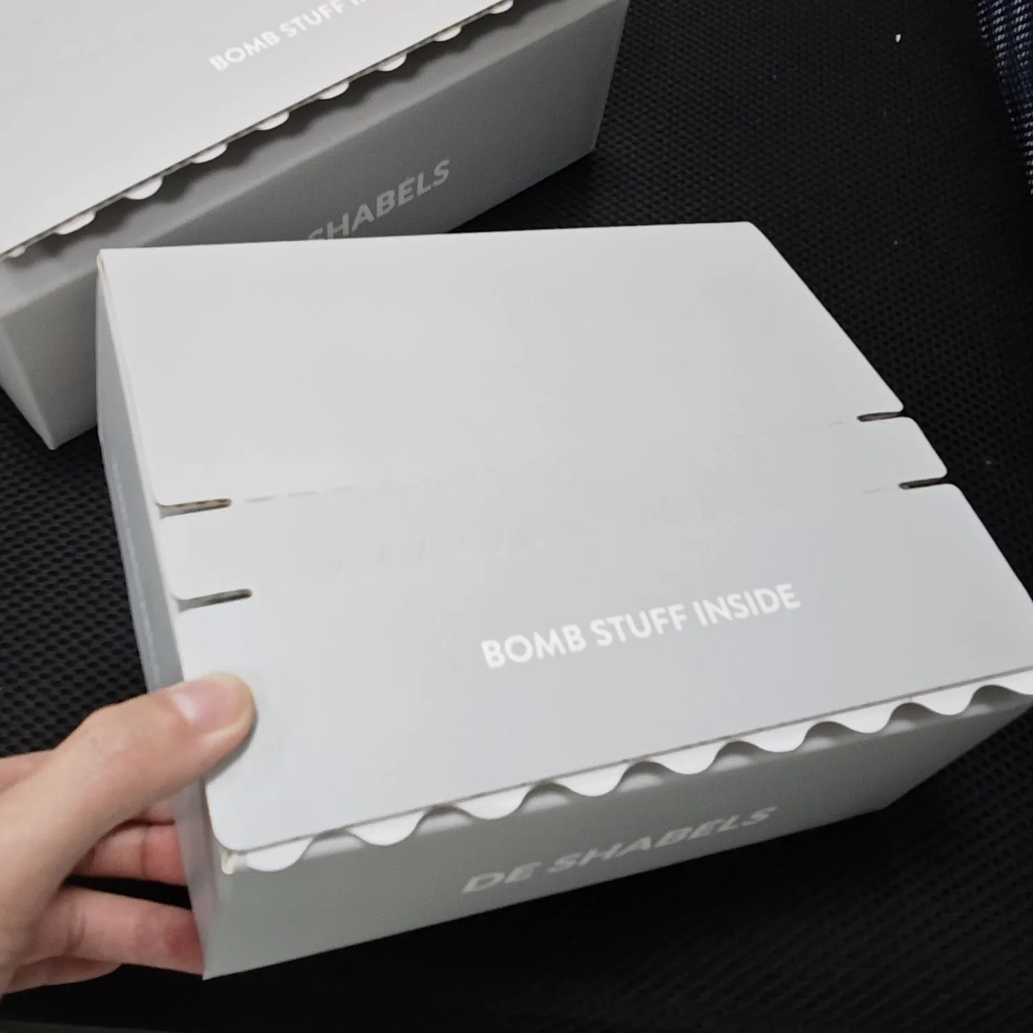 Custom Corrugated Cardboard Paper Folding Mailing Packaging Tear Strip Printed Self Sealing Mailer Shipping Gift Box With Logo