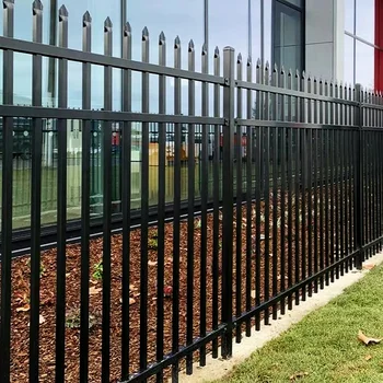 Vertical pickets horizontal rails welded posts customized ODM/OEM europe style sustainable outdoor decorative privacy screen