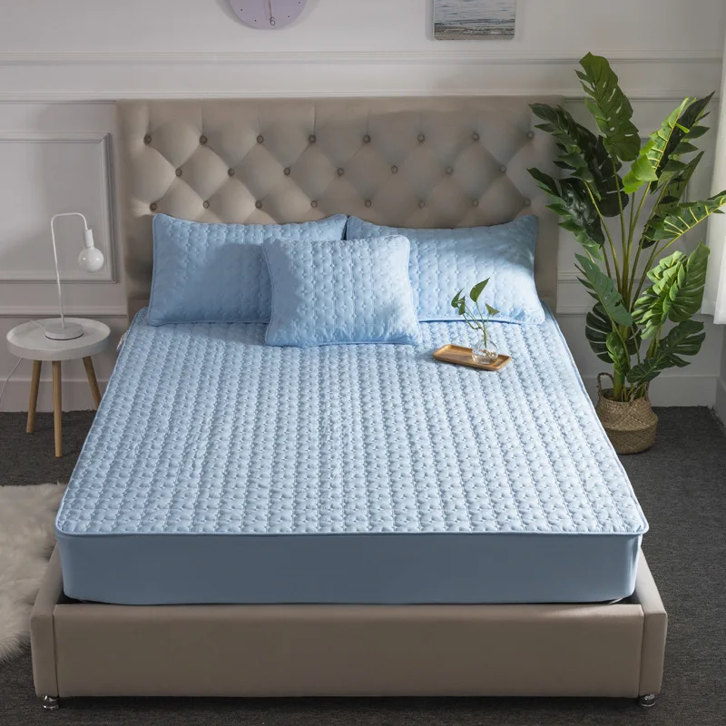 Hot Sales Hypoallergenic Queen King Wholesale Bed Bug Polyester Quilted