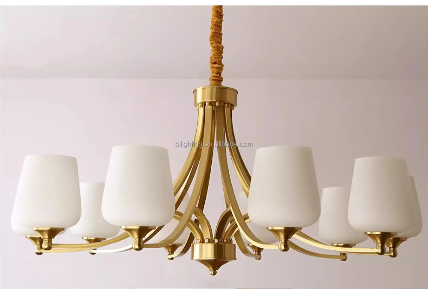 モダン真鍮ブランチホワイトガラスランプシェードペンダント