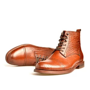 VINTAGE BROWN WORK BOOTS  Genuine Full-Grain Leather with Distressed Texture  Steel Eyelets Rugged Outdoor Ankle Boots