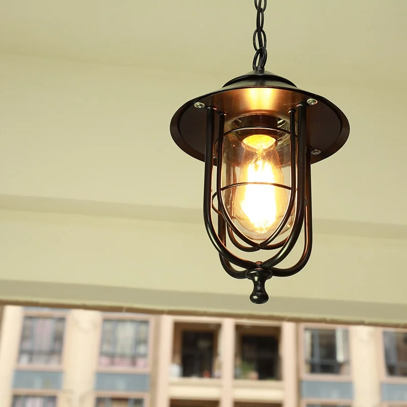 Lampu Gantung Luar Ruangan Gaya Amerika, Satu Kepala, Desain Vintage Gudang, Kreatif, dengan Tudung Kaca dan Aluminium, Lampu 500 Lumen, Lampu dengan Karakter Kuat untuk Lorong