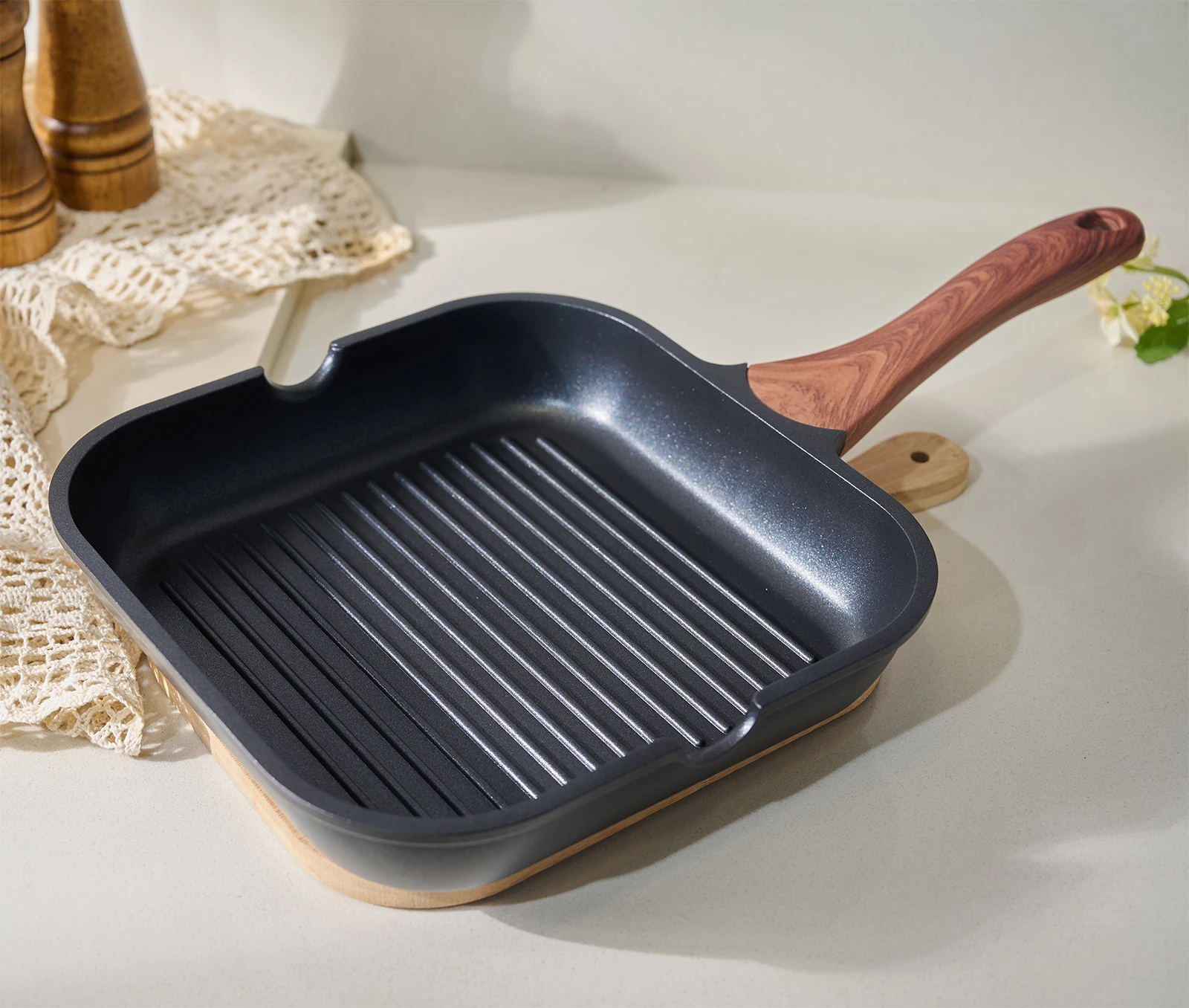 8PCS Non Stick Induction Cookware Set by SC COOKER