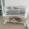 Piano vertical transparent blanc