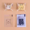 De dibujos animados pequeño conejo