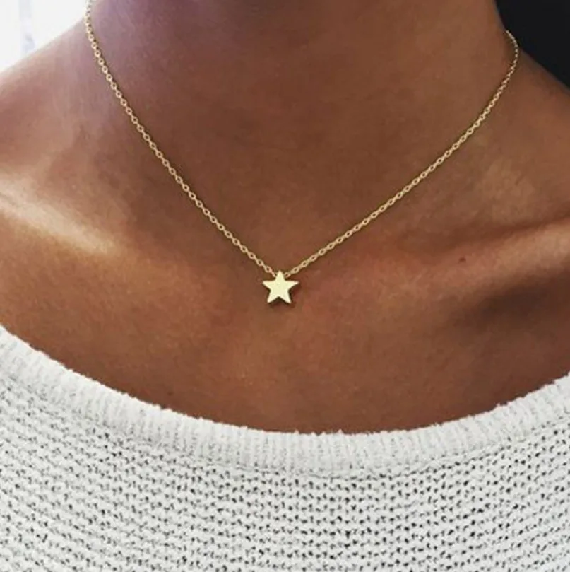 Wholesale Fashion New Choker Design Leaf Pendant Female Gift Jewelry Simple  Necklace Cute Attractive Zincalloy Gold Plated Necklace From m.