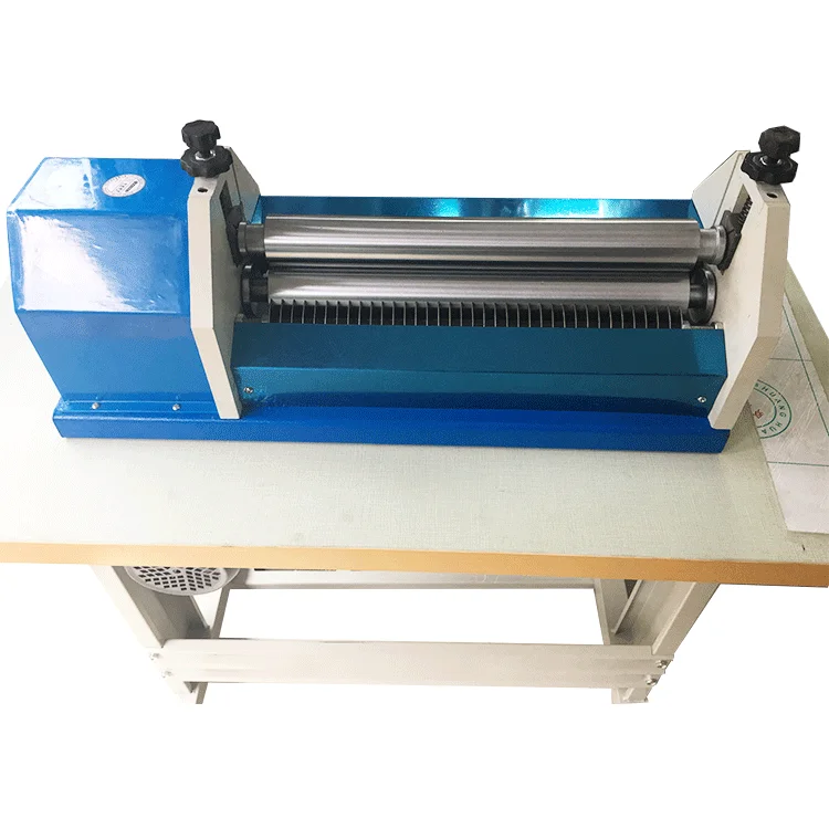 New Arrival Shoe Making Machine for Insole Cementing and Leather Gluing Machine