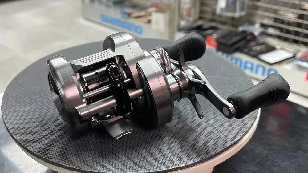 High Performance SHIMANO 20 Calcutta Conquest DC 100HG 101HG
