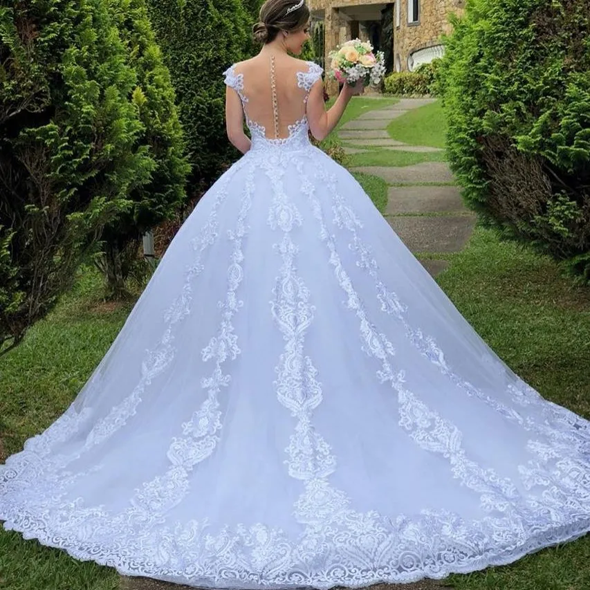 classic white wedding dress Aquilegia ~ Lace wedding dress with sleeves  Larimeloom
