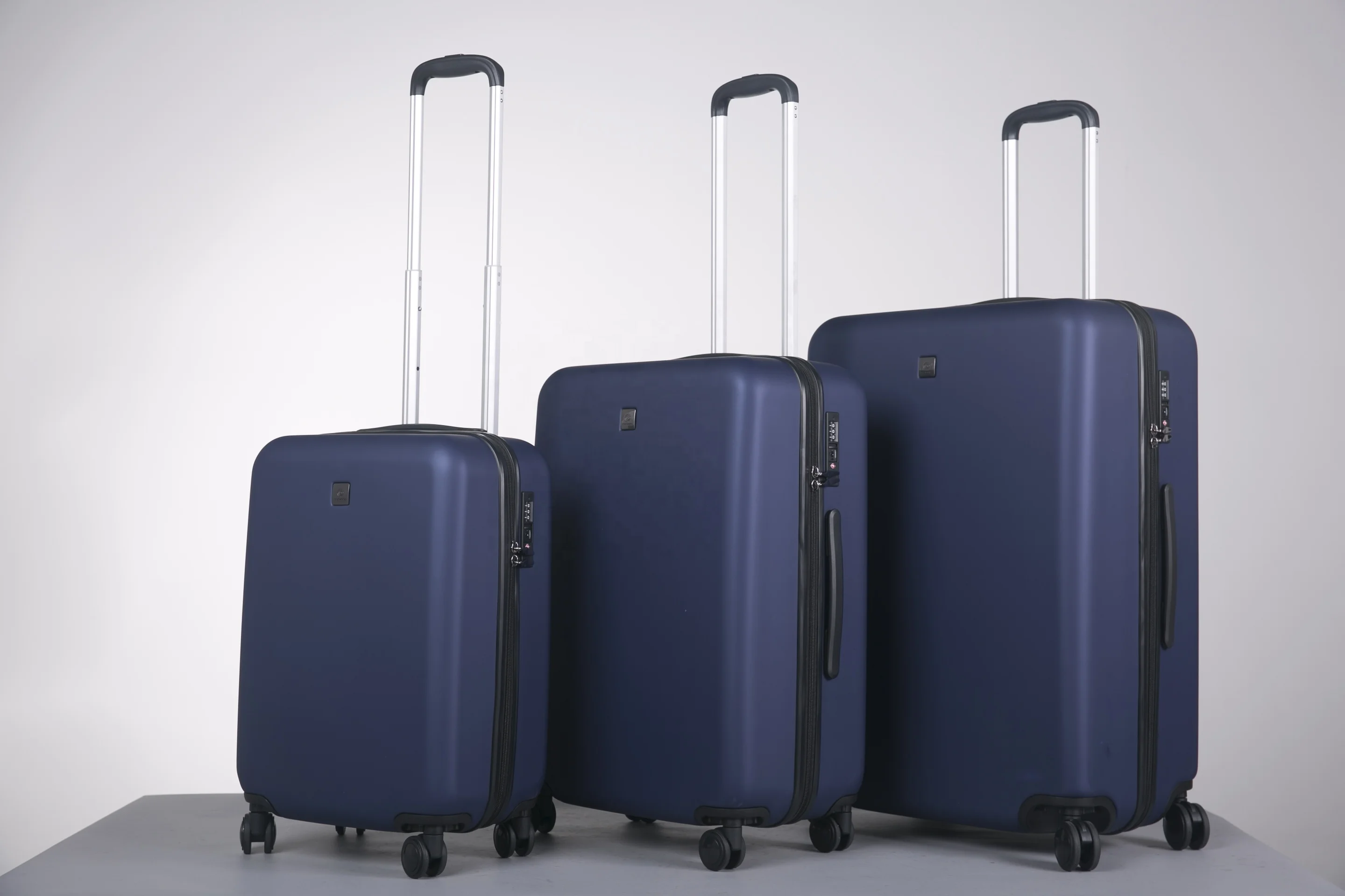 Scratchproof  Rubber Surface 4 Pieces One Set ABS Trolley case Traveling Luggage with Beauty case