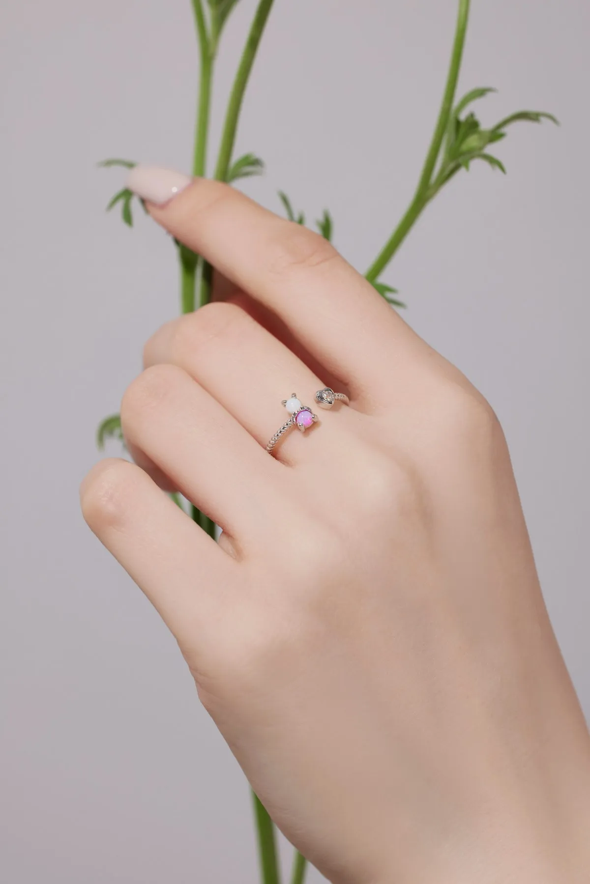 KAKODIY Oem Bear Adjustable Open 925 Sterling Silver Ring Radiant Heart Twisted Beautiful Oval Zircon Zirconia Pink Opal Women's Ring detail 1