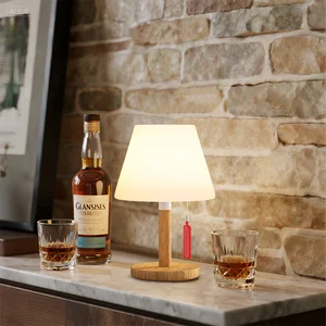 Bedside Office Vintage Wooden Base Table Lamp with Pull Cord Three Brightness Levels Table Light Lamp  for Study or Restaurant