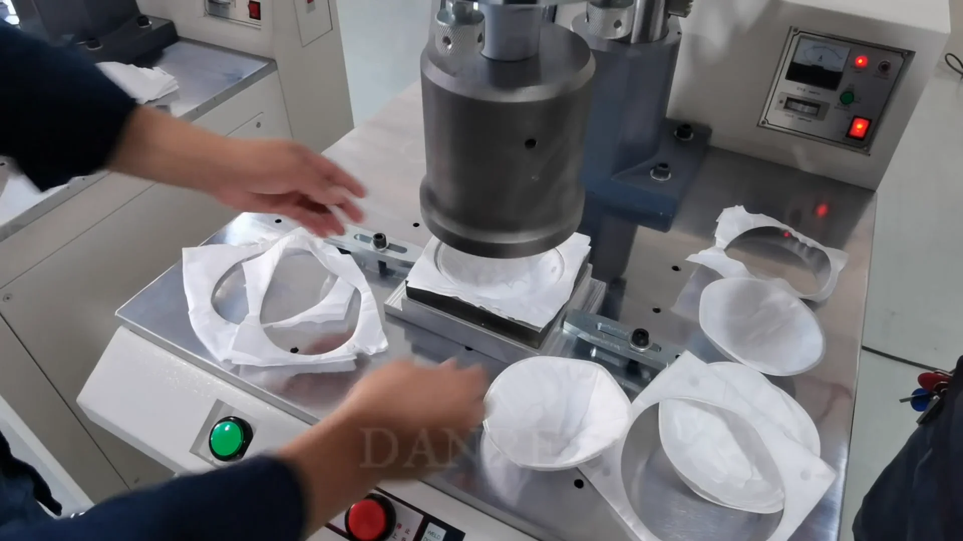 Sonic Thermoplastic Textile Welding And Cutting Machine Ultrasonic Pp