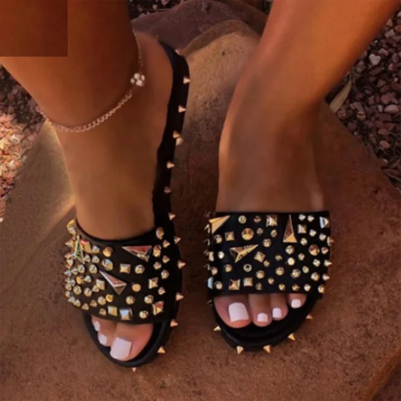 trendy sandals for girls