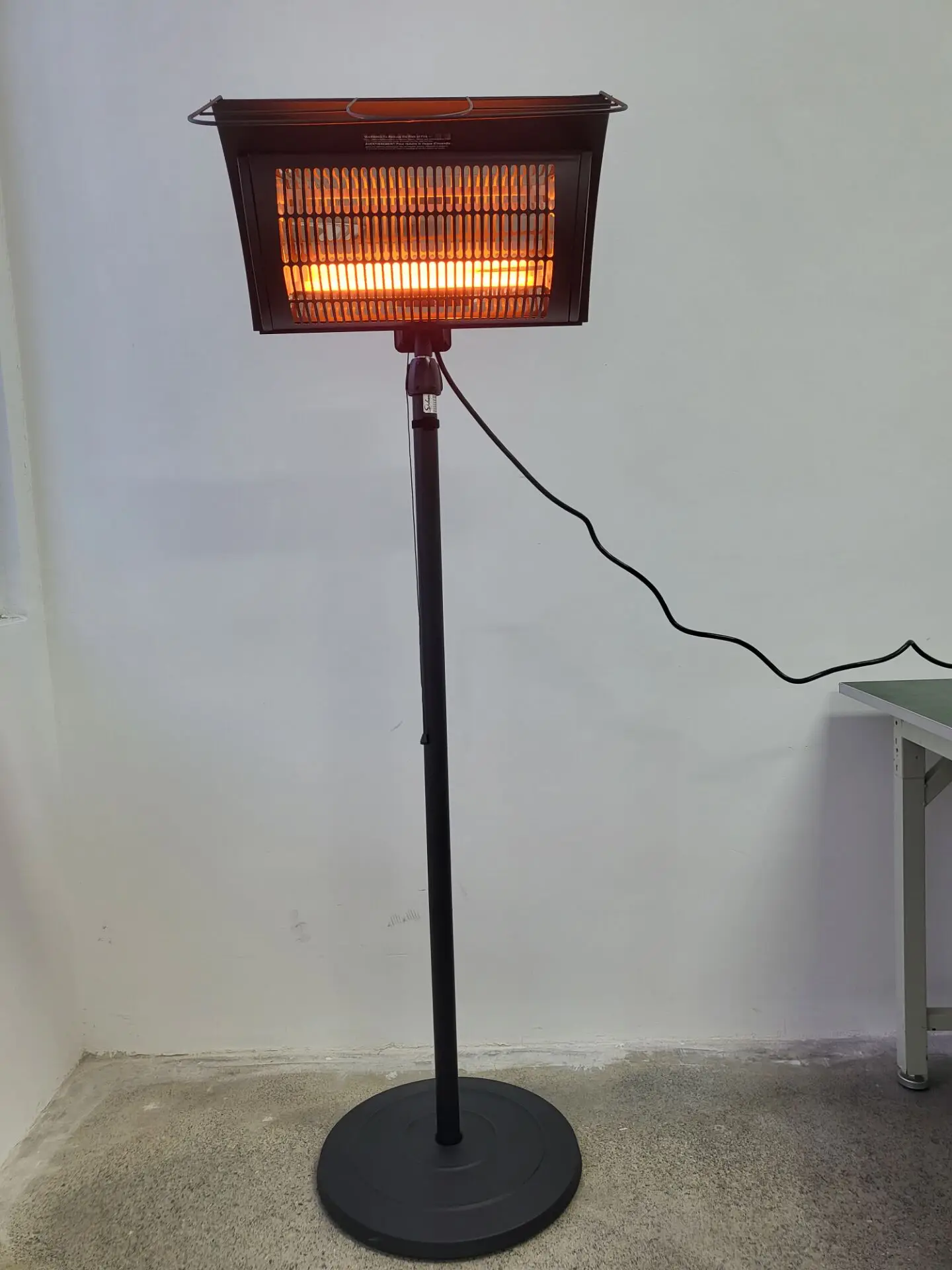 Patio Vertical Heater Adjustable Height Quartz Heating Waterproof