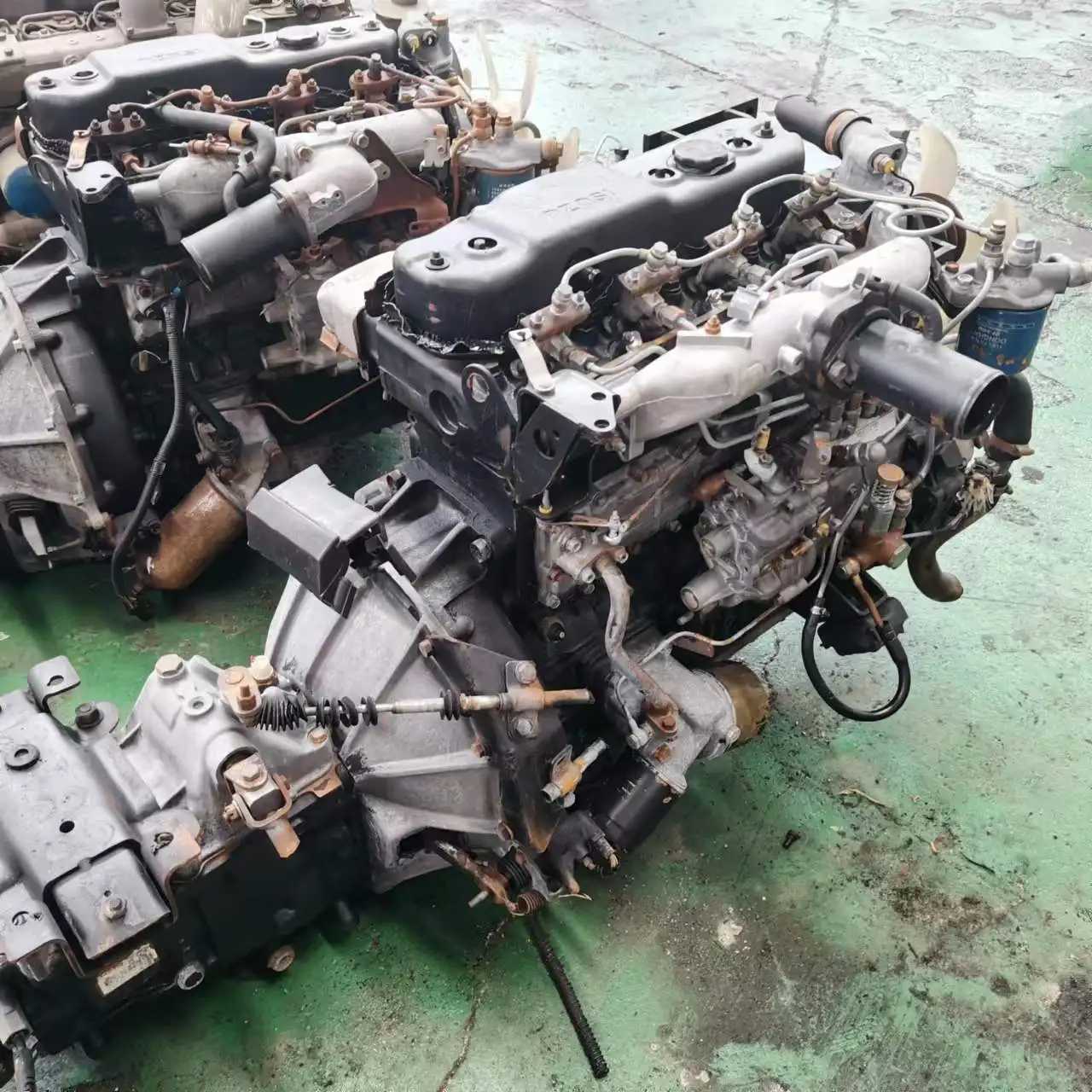 【中古】 Engin Gurkey / Nabiz Balkanist Excavator Deisel Engine Parts 6bg1 Turbocharger 1876182620