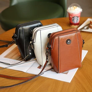 2026 Trend Vintage Genuine Leather Women's Luxury Phone Bag High Quality Shoulder Bag Zipper Wholesale Customization Options