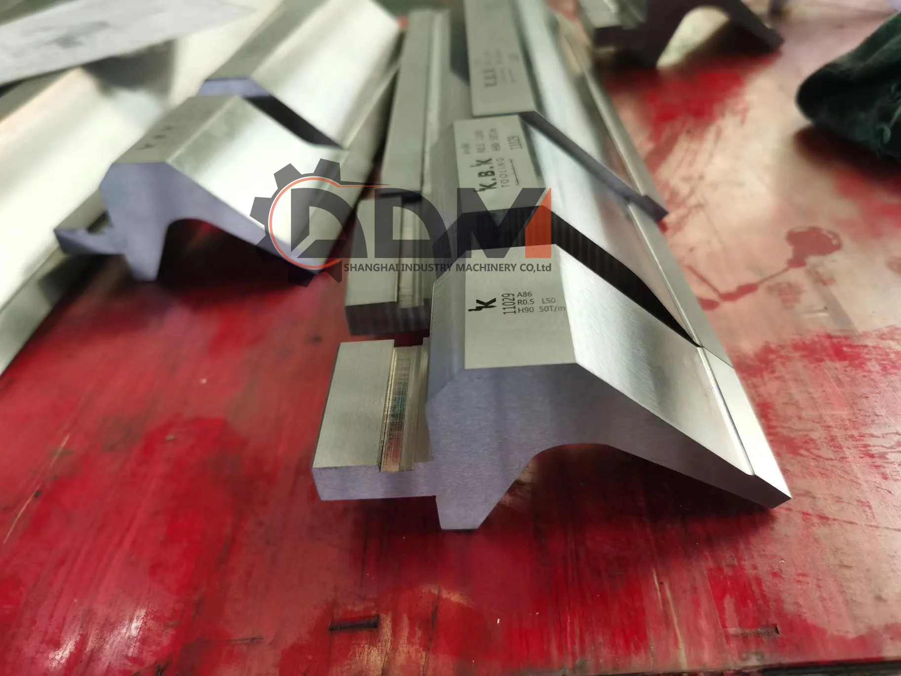 DDM 42CrMo Large Gooseneck Punch CNC Press Bending Machine Punch for Deep Bending Made by DDM