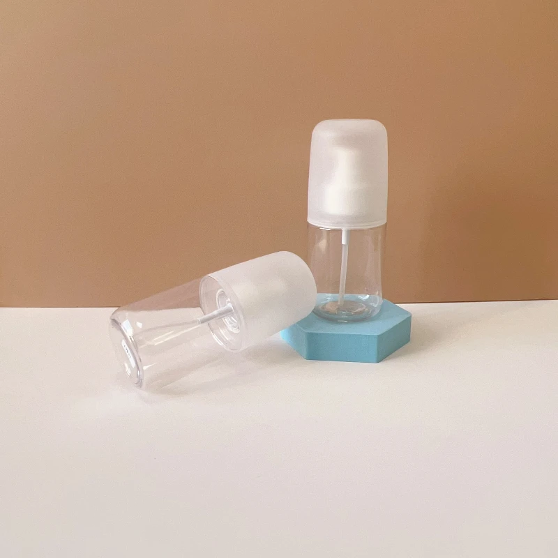 Travel Cosmetics 100ml Pet Mini Sprayer Bottle Plastic Bottle With Outer Cap