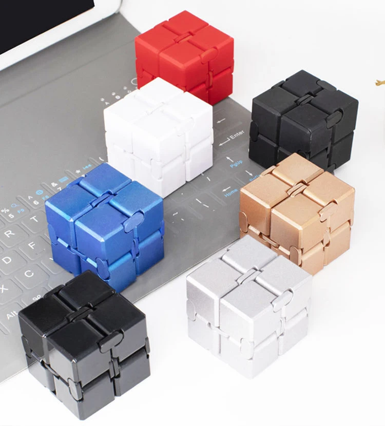 2021 Square Decompression Metal Painting Infinity Gadget Spinner Magic Fidget Cube for Killing Time