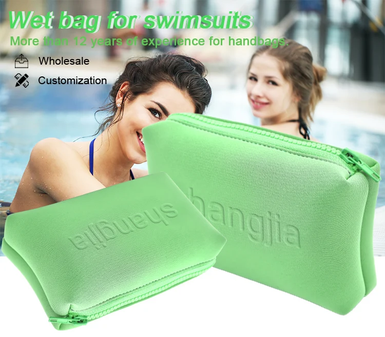 Factory Embossed Logo Insulated Waterproof Cosmetic Bag Swimming Neoprene Makeup Bag  Zipper details