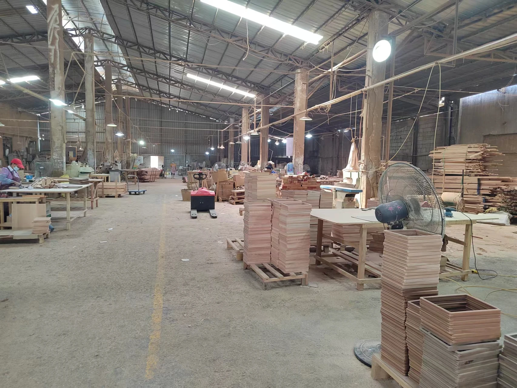 Dongguan Galaxy Wood Crafts Co., Ltd.