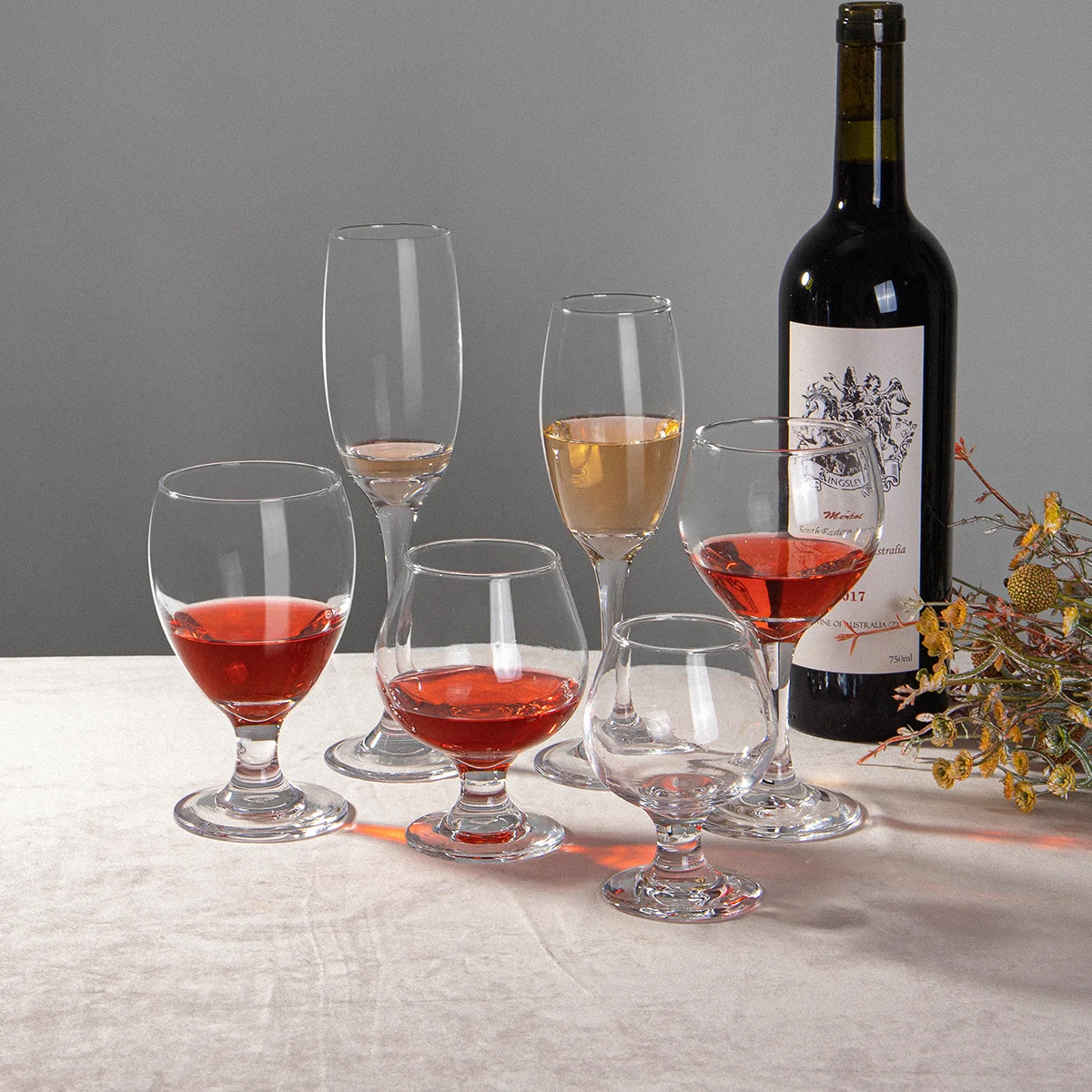 Хорошо разработанные эстетические стаканы для напитков в ресторане прочные Коктейльные вина поп-бар хрустальные бутылки воды oz